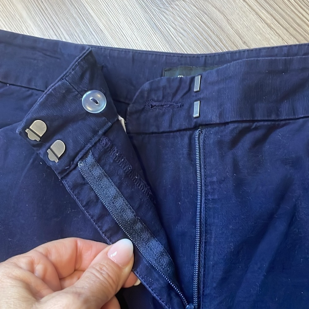 Talbots Heritage Straight Leg Chinos Pants Navy Size 6 Casual Travel Neutral - Picture 3 of 13